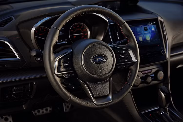 Dù được cải tiến lớn, nhưng giá bán khởi điểm của Subaru Impreza 2020 tại Mỹ chỉ đắt hơn 100 USD so với đời cũ, đạt 18.695 USD với bản sedan và 19.195 với hatchback.