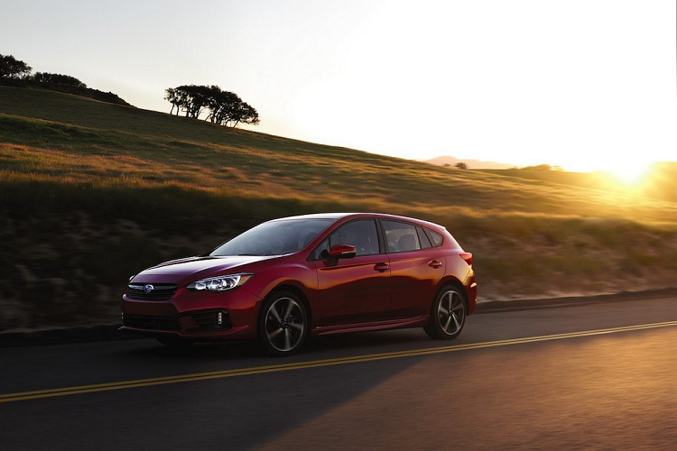 Các nâng cấp đáng giá khác của Subarru Impreza nâng cấp 2020 bao gồm hệ thống Nhắc nhở Ghế sau mới để yêu cầu lái xe kiểm tra ghế sau phòng trường hợp bỏ quên trẻ em hoặc vật nuôi.