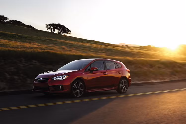 Các nâng cấp đáng giá khác của Subarru Impreza nâng cấp 2020 bao gồm hệ thống Nhắc nhở Ghế sau mới để yêu cầu lái xe kiểm tra ghế sau phòng trường hợp bỏ quên trẻ em hoặc vật nuôi.