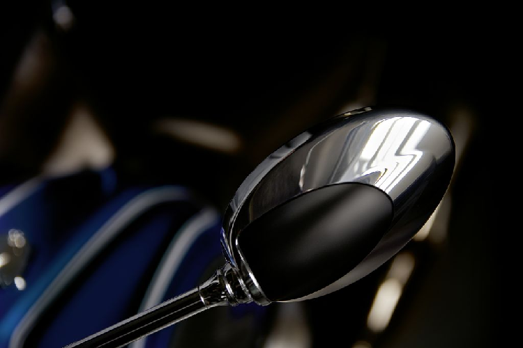 Có thể nói, BMW R Nine T / 5 thực sự là một mẫu motor đáng giá khi mang trong mình một thiết kế hoài cổ, lịch thiệp của những giá trị trong quá khứ nhưng vẫn sở hữu loạt trang bị về công nghệ hiện đại và bắt kịp xu thế mới. Các trang bị tiên tiến như hệ thống chống bó cứng phanh ABS, phanh đĩa 2 kênh, bộ vành hợp kim cùng nan hoa bằng thép không gỉ... đều được trang bị sẵn trên mẫu xe này. 