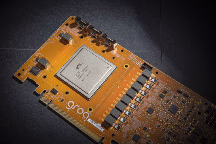 Startup co tieng Groq cong bo chip chay 1 trieu ty tac vu/giay