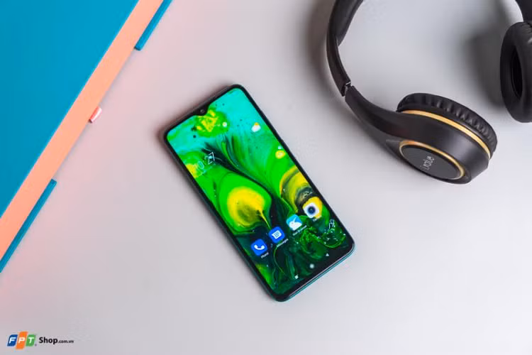 Nhung chiec smartphone so huu pin lon, sac nhanh an tuong-Hinh-2