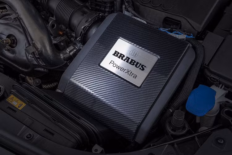 Bắt đầu từ ngoại hình, Brabus đã cải tiến nhẹ đặc tính khí động học của A 35 đồng thời khiến chiếc xe trông thể thao hơn nhờ các chi tiết như cánh chia gió dưới cản trước và cánh đuôi phía sau.