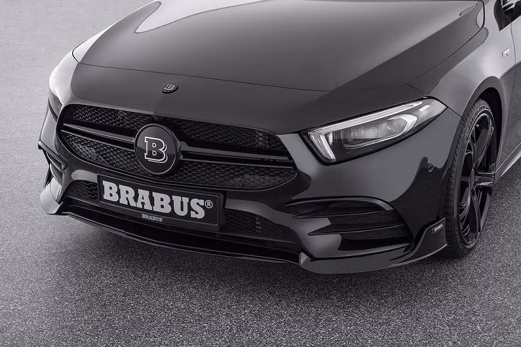 Về nội thất, Brabus có thể chiều lòng mọi yêu cầu của khách hàng về màu sắc và vật liệu.