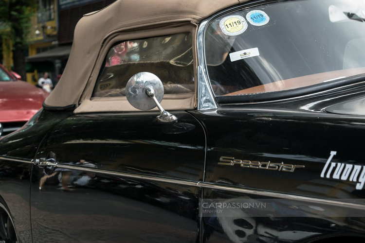 Chiếc xe sở hữu thiết kế nhỏ gọn với những đường cong đặc trưng thừa hưởng từ Type 64. Đồng thời, đây cũng là kiểu dáng thiết kế xuyên suốt trong nhiều năm phát triển của dòng xe này. Dòng 356A được sản xuất ở cả hai phiên bản mui cứng và mùi mềm có thể đóng mở. Được biết, đây là một trong hai chiếc Porsche 356 còn sót lại tại Việt Nam.