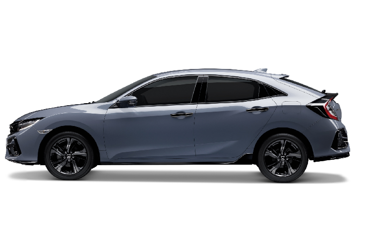 ‘’Dàn chân’’ sử dụng bộ mâm đa chấu kích thước 17 inch (215/50R17) không thay đổi về thiết kế như phiên bản Civic RS sedan. Tổng thể Civic hatchback mới vẫn theo phong cách thiết kế cá tính trẻ trung hướng đến đối tượng khách hàng trẻ.