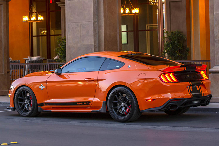 Được đặt tên là Bold Edition, phiên bản mới nhất của Ford Shelby Super Snake mới mang trở lại những màu sơn mang tính biểu tượng của Shelby American và những chiếc xe của hãng ở thập niên 70 của thế kỷ trước.