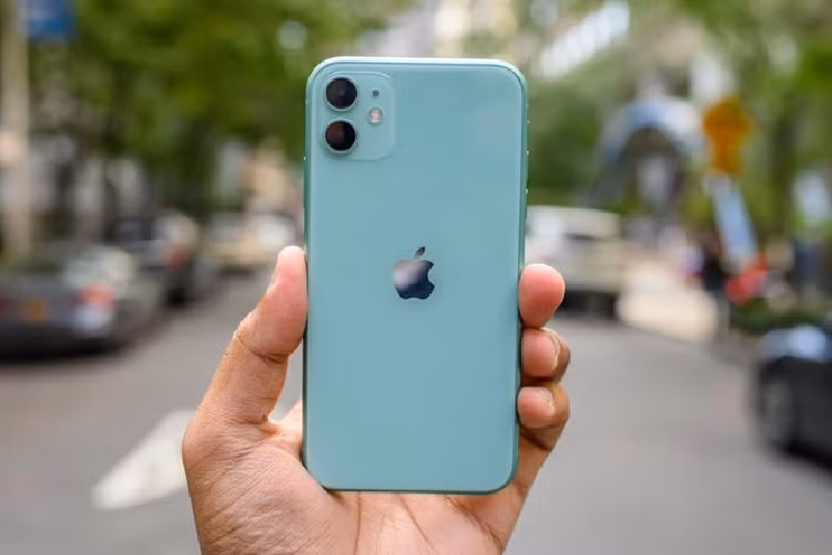 iPhone 11 Pro ban e, nhieu cua hang dung kinh doanh-Hinh-2