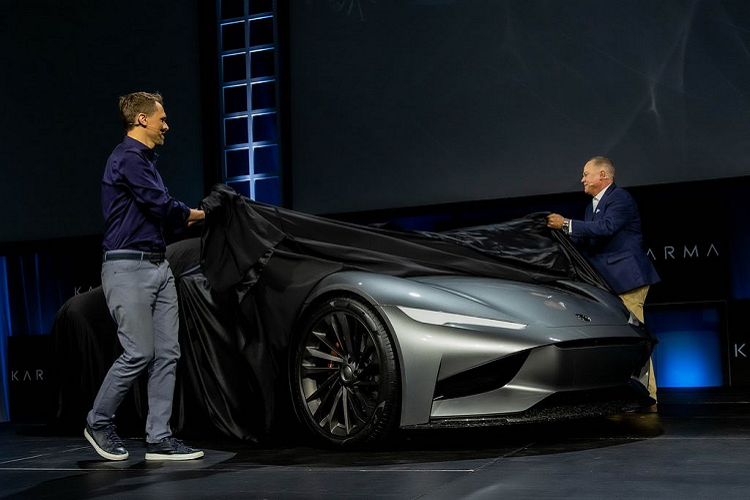 “Karma SC2 hoàn toàn mới chính thức là một kim chỉ nam cho định hướng phát triển công nghệ của hãng trong tương lai. Hơn nữa, mẫu xe sở hữu một thiết kế của nhiều năm sau, cũng là ngôn ngữ chủ đạo của hãng trên các sản phẩm, sở hữu trí tuệ trong tương lai.” Trích lời phát biểu của CEO công ty – Tiến sĩ Lance Zhou.