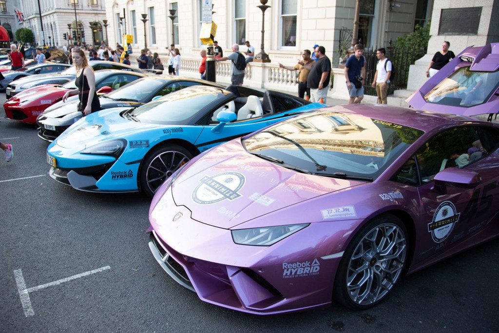 Dù đây mới chỉ là năm đầu tổ chức, sự kiện đã quy tụ 100 siêu xe và xe sang tới từ nhiều nơi trên thế giới. Thực tế lượng xe đăng ký tham gia còn nhiều hơn thế, nhưng ban tổ chức chỉ giới hạn ở con số 100.