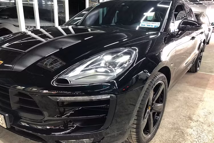 Ở nguyên bản, Porsche Macan GTS 2016 sử dụng động cơ xăng V6 dung tích 3.0L tăng áp kép (twin-turbo) cho công suất tối đa 360 mã lực và mô-men xoắn cực đại 500Nm.