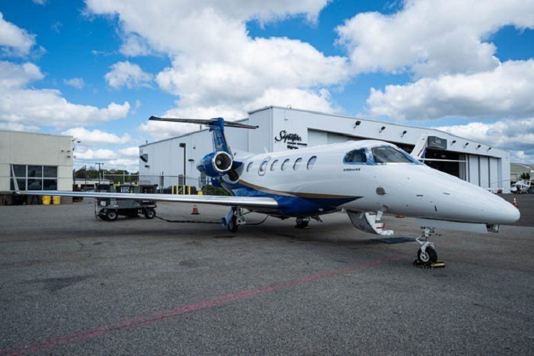 Kể từ khi ra mắt vào năm 2009, chuyên cơ Embraer Phenom 300 là một trong những máy bay phản lực tư nhân bán chạy nhất trên thế giới, với hơn 500 chiếc được giao