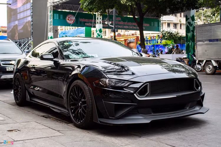 Để mang đến nhiều cảm giác lái nhất cho khách hàng, Ford Mustang GT 5.0 có đến 6 chế độ lái bao gồm Normal, MyMode, Sport Plus, Track, Drag Strip và Wet.