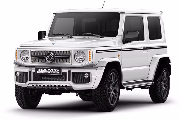 Ngoài ra, trước đó DAMD cũng mang tới một gói độ khác "Little G" nhằm biến Jimny trở thành mẫu G-Class thu nhỏ.