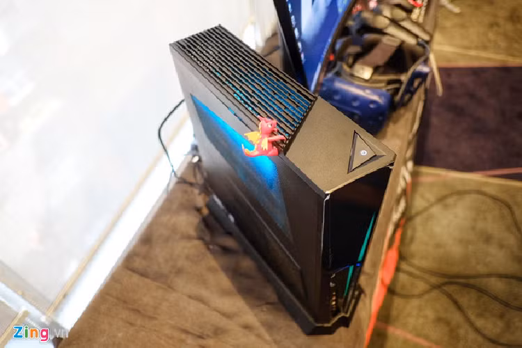 Tuy nhiên, vì kích thước tương đối nhỏ gọn, các nâng cấp của người dùng sẽ bị giới hạn ở một số điểm: chỉ có thể thay các VGA có kích thước tương thích và sử dụng chip có hiệu năng không quá cao.