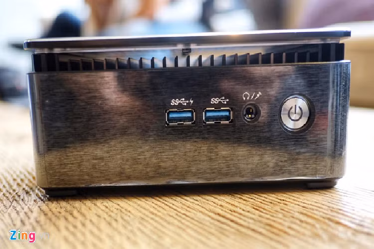 Các mẫu máy tính bỏ túi CUBI không sử dụng quạt mà tản nhiệt bằng các lá nhôm, đảm bảo kích thước nhỏ gọn và vận hành êm ái.