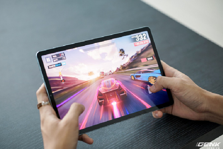 Với cấu hình của Galaxy Tab S6, bạn có thể yên tâm vào hiệu năng chơi game.
