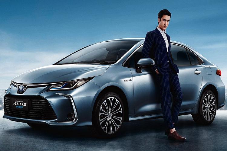 Được biết, khả năng cao Toyota Corolla Altis thế hệ mới sẽ chuyển sang nhập khẩu nguyên chiếc trực tiếp từ Thái Lan tương tự như Camry mới thay vì lắp ráp trong nước, Toyota Việt Nam (TMV) sẽ tập trung lắp ráp trong nước những dòng sedan, MPV và SUV mang tính chủ lực như: Vios, Innova hay Fortuner.