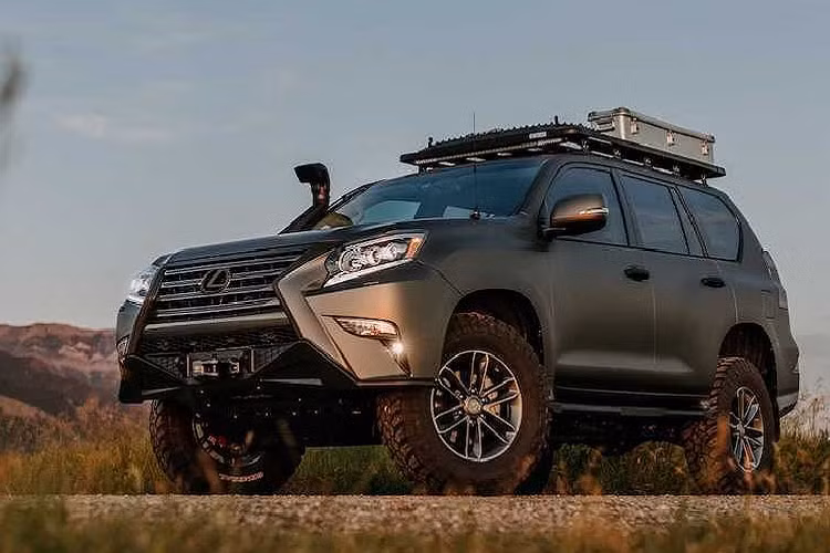 Những lý do này đã khiến mẫu xe GX của Lexus có khả năng vượt địa hình ấn tượng và góp phần khiến chiếc xe vẫn được ưa chuộng - tại Mỹ GX chính là mẫu xe bán chạy thứ 4 của hãng.