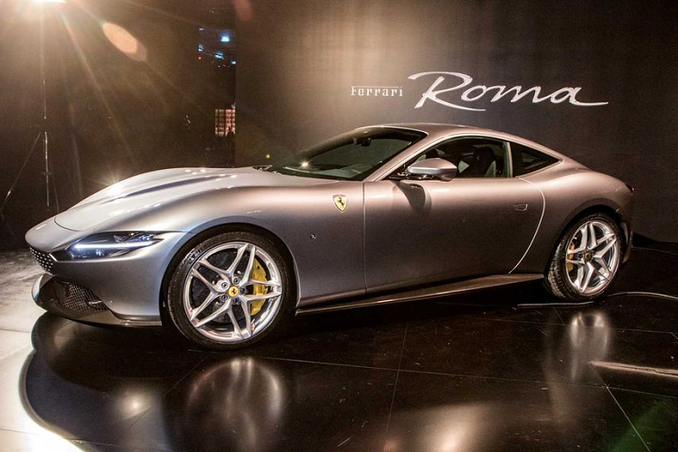 Một trong những lý do Ferrari không đưa ra thị trường một model nữ tính chính bởi phái đẹp thường không thích một vẻ đẹp nữ tính xuất hiện trên chiếc Ferrari.