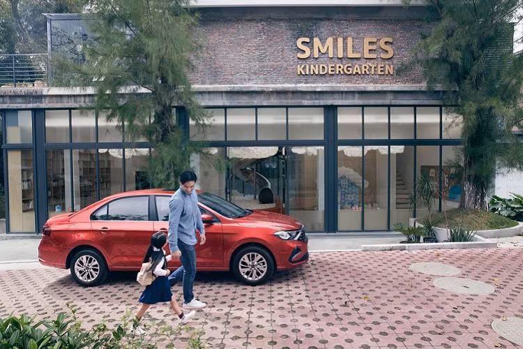 Hãng xe ôtô Volkswagen tập trung khai thác phân khúc bình dân, cụ thể là những khách hàng trẻ tuổi, sinh sống tại các thành phố lớn ở Trung Quốc và đang tìm kiếm một chiếc xe đầu đời. Hướng tới một phân khúc đầy tiềm năng, Jetta giờ đây đã gặt hái được những thành công bước đầu với doanh số gần 30.000 chiếc chỉ sau 3 tháng xuất hiện, phá kỉ lục và trở thành hãng xe thành công nhất trong 3 tháng đầu tiên tại Trung Quốc.