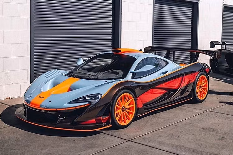Mclaren P1 GT Long Tail được ra mắt bởi hãng độ Lanzante Motorsport – Một hãng độ có mối quan hệ khá thân thiết với Mclaren. Hãng này đã cho ra mắt phiên bản P1 GT Longtail dựa trên P1 GTR của hãng.