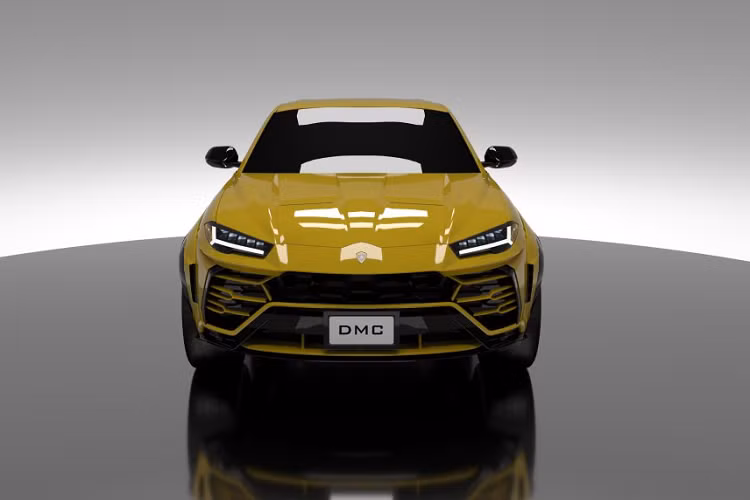 Hãng cũng sẽ bọc lại nội thất nếu khách hàng yêu cầu. Hệ thống ống xả mới cũng sẽ được trang bị nhằm cải thiện tốc độ phản hồi chân ga cũng như giảm trọng lượng cho xe.