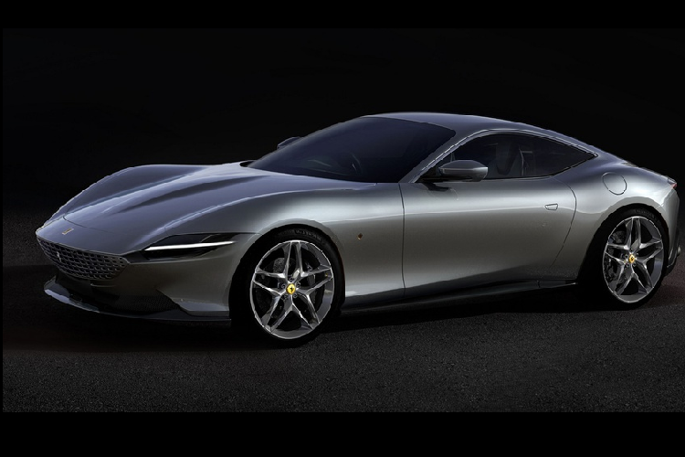 Roma trang bị cánh gió phía sau chủ động cho phép cung cấp lực ép xuống mặt đường với trọng lượng 95 kg ở vận tốc 250 km/h, nhiều hơn so với Portofino.