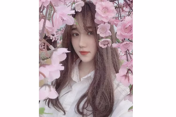 Nhìn hình ảnh này, người ta sẽ nghĩ Mina Young đây là thiên thần bước ra từ truyện tranh.