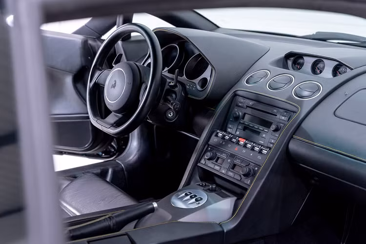 Nội thất bên trong xe cũng không có quá nhiều sự thay đổi.