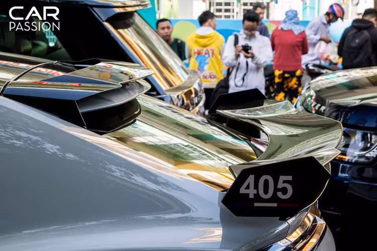 Động cơ này sản sinh công suất lên tới 641 mã lực, mô men xoắn cực đại lên tới 850Nm. Từ đó giúp chiếc xe có thể tăng tốc 0-100km/h trong vòng 3,6 giây, trước khi đạt tốc độ tối đa lên tới 305km/h.