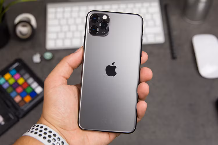 iPhone dat do, khong marketing van day nguoi Viet mua-Hinh-5