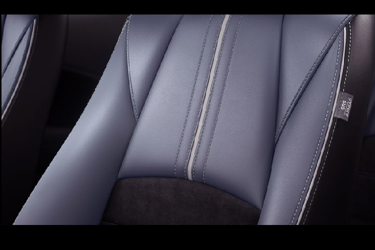 Phiên bản lộ diện trên đây được giới thiệu ở thị trường Mexico. Động cơ cho Mazda2 sedan ở thị trường này là loại Skyactiv-G 1.5L hút khí tự nhiên, 4 xy lanh phun xăng trực tiếp. Công suất đạt vào khoảng 110 mã lực tại vòng tua 6.000 rpm, mô men xoắn cực đại 141 Nm tại vòng tua 4.000 rpm. Đi cùng là hộp số sàn hoặc tự động 6 cấp, hệ thống G-Vectoring Control.