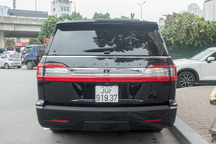Đặc biệt, chỉ có Lincoln Navigator 2019 Black Label - Phiên bản cao cấp nhất mới có nội thất "sang - xịn - mịn" đến vậy, còn những phiên bản khác, người dùng sẽ không thể cảm nhận hết chất Mỹ của xe