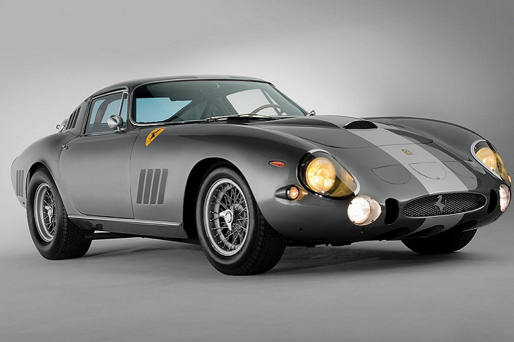 Ferrari 275 GTB/C Speciale 1964 – 27.940.000 USD Chiếc Ferrari thứ 6 trong danh sách này đã được bán đấu giá trong tháng 8 năm 2014, cùng thời điểm với chiếc 250 GTO ở vị trí thứ 2. Nó đã bán với giá 26.400.000 USD. Trong lịch sử, chỉ có 3 chiếc 275 GTB/C Speciale từng được chế tạo đặc biệt cho giải đua 24 Giờ Le Mans năm 1965, và đây là chiếc đầu tiên trong số đó, nhưng kỳ lạ nó chưa bao giờ được chạy cả. 