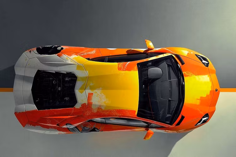 Skylar đã tạo ra những hình hoạ trên thân xe với sự hợp tác của một nhóm kỹ thuật viên và chuyên gia về sơn, hậu cần, lắp ráp và kiểm tra chất lượng. Dù có tính phức tạp cao, nhưng chàng thanh niên 19 tuổi cùng những cộng sự đã tạo ra cái được Lamborghini gọi là "tác phẩm nghệ thuật trên 4 bánh đầu tiên được phép lăn bánh ngoài đường công cộng.