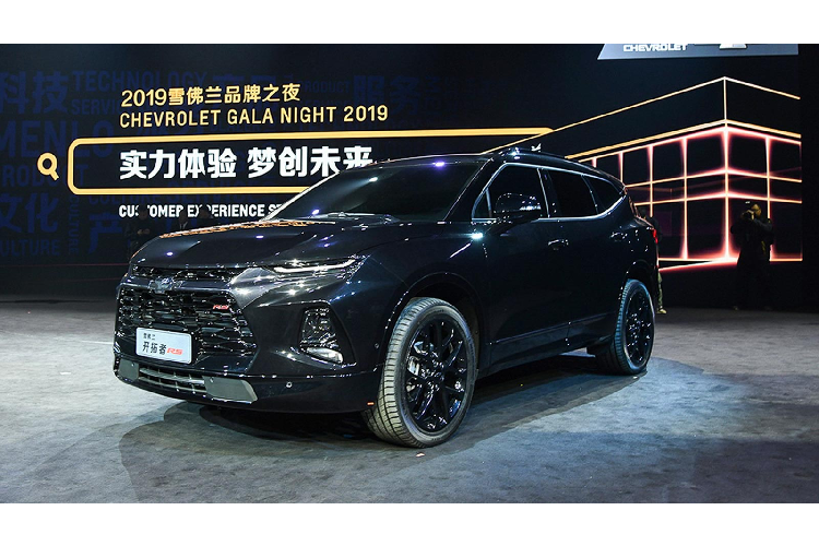 Trong thông báo của GM, mẫu xe Chevrolet Blazer 2020 mới được xem là dòng flagship SUV tại thị trường Trung Quốc. Và để nâng cao độ đa dụng và phổ biến của nó, hãng này quyết định ra mắt phiên bản 7 chỗ tiêu chuẩn cho Blazer.