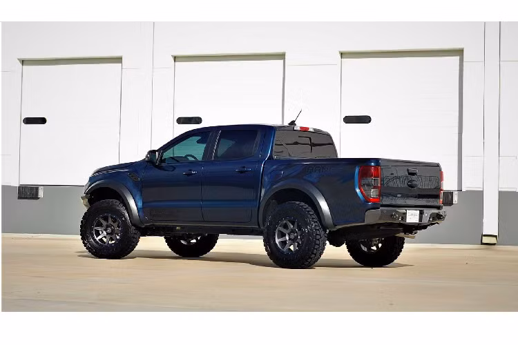 PaxPower sẽ công bố chi tiết hơn về mẫu bán tải hiệu năng cao này trong vài tuần tới. Mức giá xe Ford Ranger đã bao gồm độ hoàn chỉnh sẽ bắt đầu từ khoảng 65.000 USD. PaxPower Ranger sẽ được trưng bày tại gian hàng BajaKits tại Triển lãm xe độ Sema Show 2019. Tại Mỹ, Ford Ranger là đối thủ cạnh tranh trực tiếp với Toyota Tacoma, Nissan Frontier hay Chevrolet Colorado trong phân khúc xe bán tải cỡ trung.