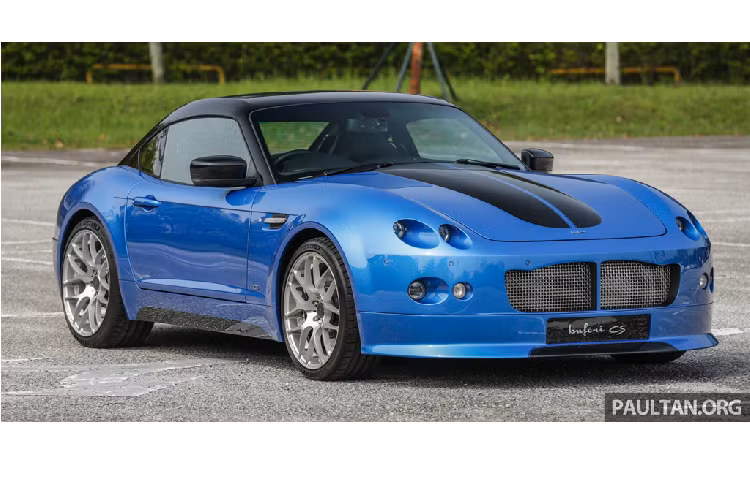 Mẫu xe này dài 4.555 mm, rộng 1.950 mm và trục cơ sở dài 2.620 mm. Với số đo này, Bufori CS dài hơn 36 mm và rộng hơn 98 mm so với Porsche 911 thế hệ mới nhất. Điều này mang đến tỷ lệ phân bổ tốt hơn cho CS. Với mong muốn tạo nên chiếc GT, Bufori đã kéo dài phần đầu của CS thêm 350 mm so với bản thảo trước đây. Bản vẽ đầu tiên của chiếc Bufori CS đã ra đời cách đây 10 năm.