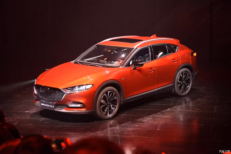 Mazda CX-4 2020 ban ra tu 491 trieu dong tai Trung Quoc