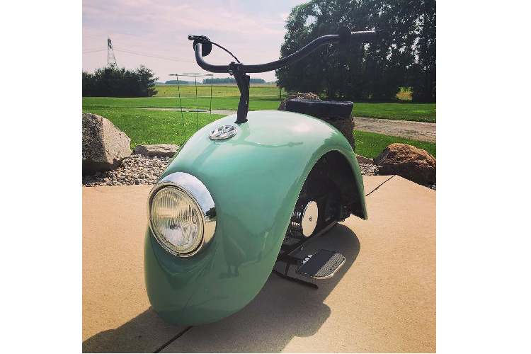 Chắc chắn nhiều người hi vọng sớm được nhìn thấy chiếc xe này chạy trên đường cùng với chủ nhân của nó.