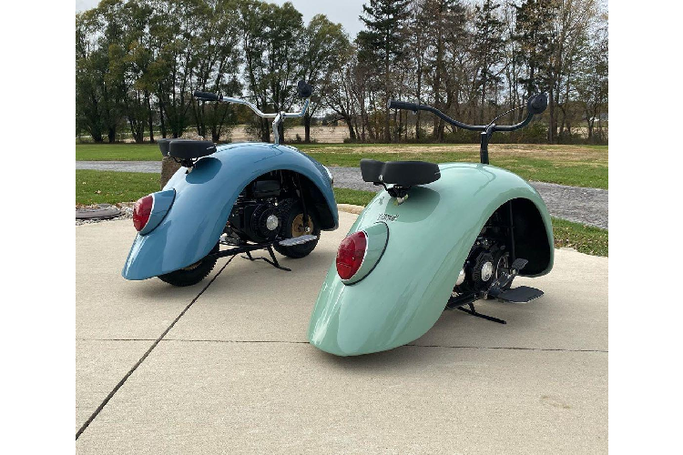 Cho đến nay, Walter đã hoàn tất hai chiếc xe ROLspod, cả hai đều được phủ màu sơn tương ứng với những chiếc Beetle nguyên bản.