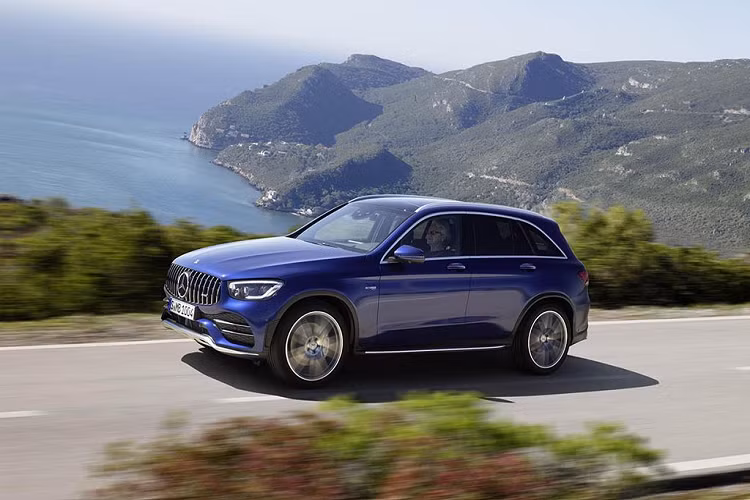 Hiện giá bán Mercedes-AMG GLC 43 SUV và Coupe 2020 vẫn chưa được hãng xe sang Mercedes-Benz công bố.