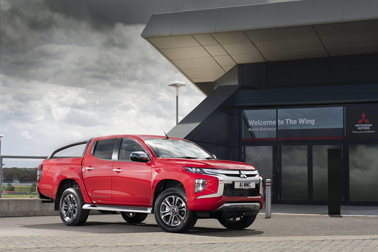 Cung cấp sức mạnh đến các bánh thông qua hộp số tự động 6 cấp mới, nó được cho là cung cấp lượng khí thải thấp hơn và hiệu quả nhiên liệu được cải thiện giúp tiết kiệm nhiên liệu đáng kể. Tuy vậy, thông số kỹ thuật vẫn là điều chưa được tiết lộ.