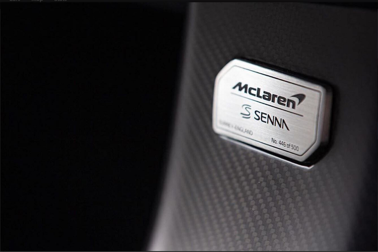 Mclaren Senna được đặt tên theo huyền thoại đua xe Công thức 1 – Ayrton Senna. Ông là một tay đua tài ba từng ba lần giành chức vô địch vào các năm 1988, 1990 và 1991. Tuy nhiên, ông đã không may mắn khi qua đời trong một tai nạn thảm khốc tại trường đua San Marino vào năm 1992.