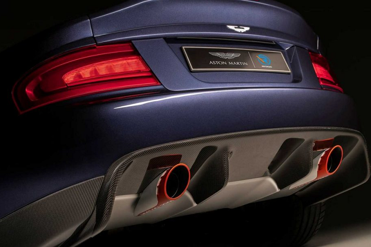 Ở thời điểm hiện tại, Ian Callum, cùng với các công ty hợp tác của mình như R-Reforged có trụ sở tại Anh Quốc, đã tạo ra hai nguyên mẫu của Vanquish 25, một chiếc dùng để phát triển hệ thống treo và một chiếc để trưng bày các chi tiết bên ngoài và bên trong.