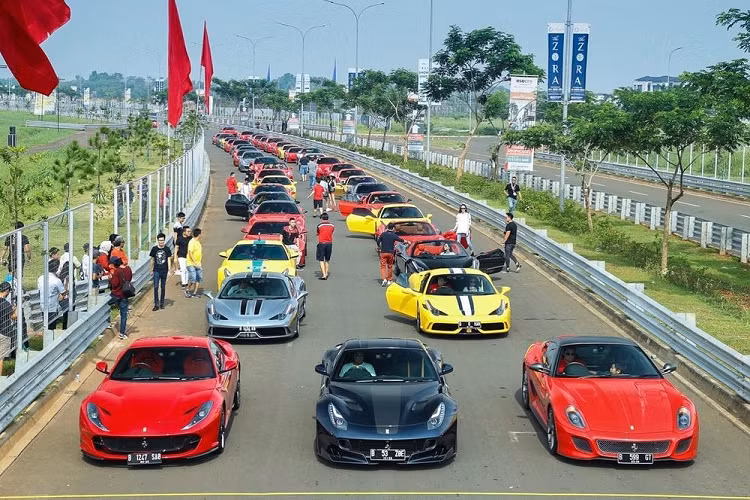 Những hình ảnh đẹp khác của câu lạc bộ siêu xe Ferrari ở Indonesia