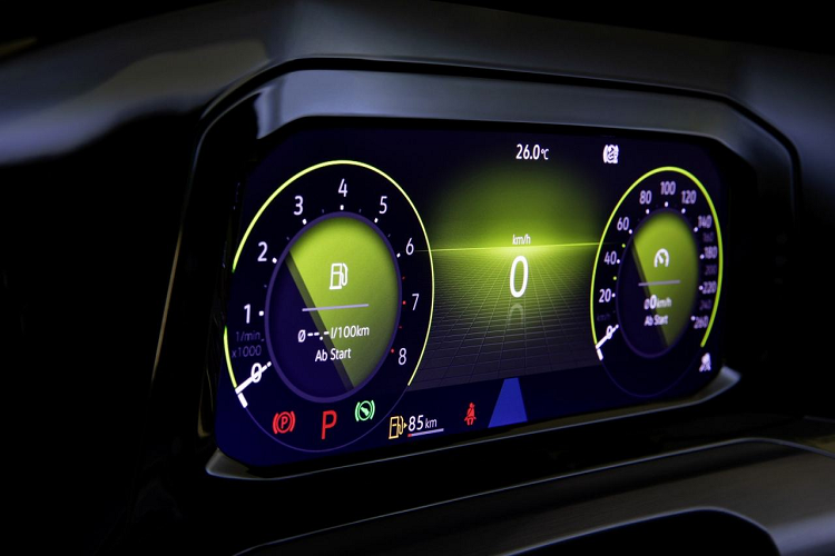 Có tới 5 cấu hình động lực hybrid cho VW Golf thế hệ mới, đầu tiên là một phiên bản Hybrid. Chiếc xe cũng đã bắt đầu chuyển sang sử dụng công nghệ điện 48V như nhiều mẫu xe khác trong tập đoàn Volkswagen Group.