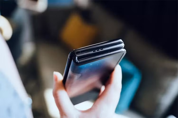 Smartphone man hinh gap lam 3 di nhat hien nay-Hinh-6