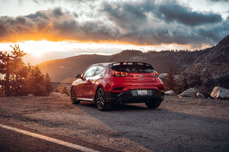 Và có một sự thật, rằng không phải cứ những chiếc siêu xe đắt tiền mới có cơ hội dành chiến thắng.